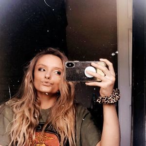 Meet your Posher, Jasmine